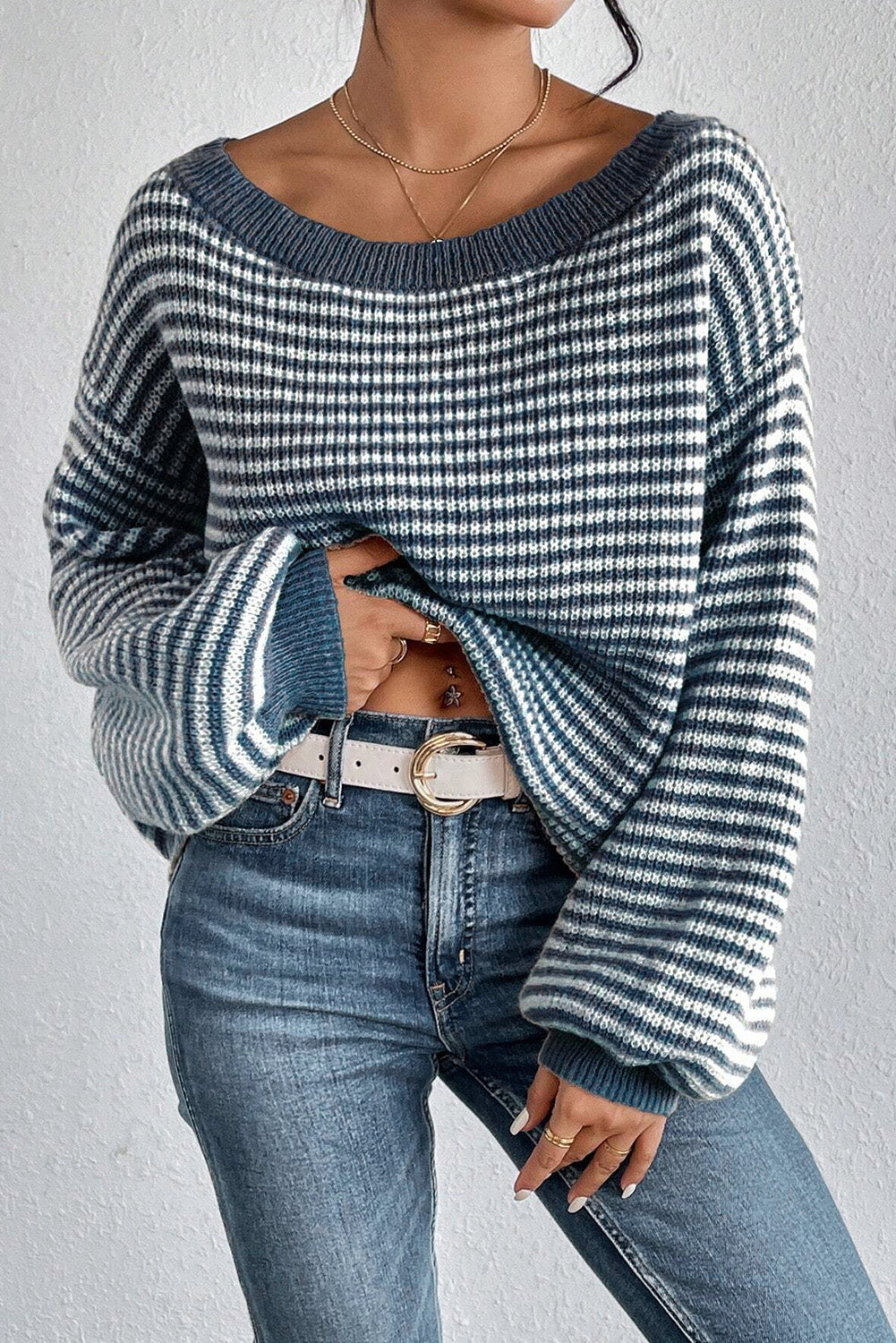 LIZAKOSHT  -  Striped Boat Neck Long Sleeve Sweater