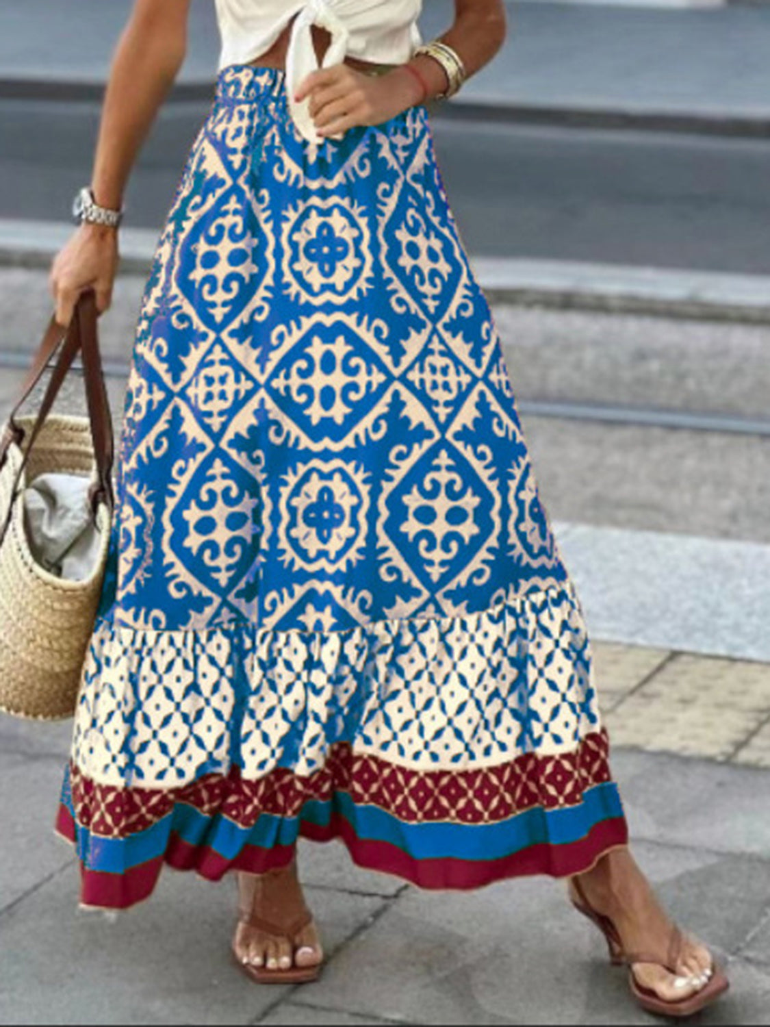 LIZAKOSHT  -  Geometric Elastic Waist Maxi Skirt