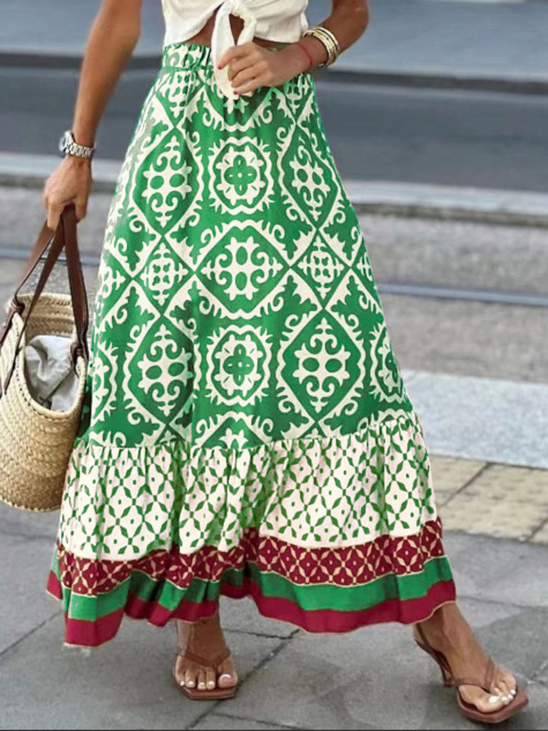 LIZAKOSHT  -  Geometric Elastic Waist Maxi Skirt