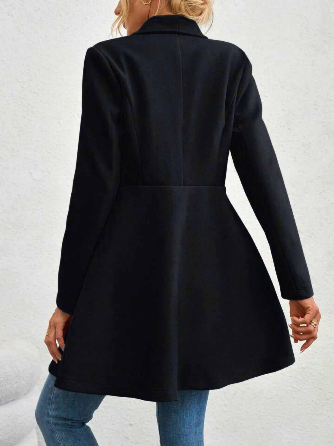 LIZAKOSHT  -  Collared Neck Button Up Long Sleeve Coat