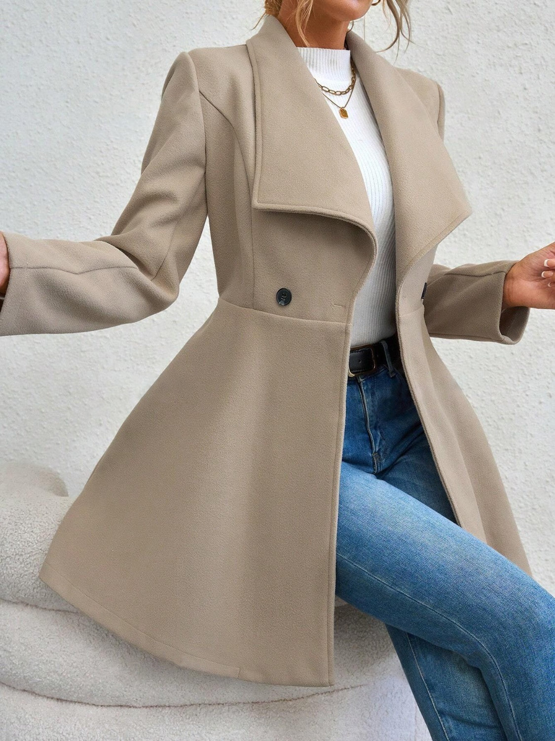 LIZAKOSHT  -  Collared Neck Button Up Long Sleeve Coat