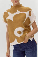 LIZAKOSHT  -  Contrast Flower Mock Neck Short Sleeve Sweater
