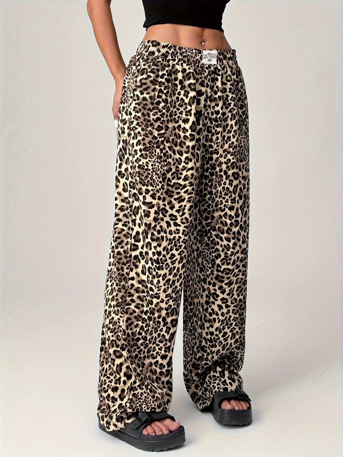LIZAKOSHT  -  Leopard Wide Leg Pants with Pockets