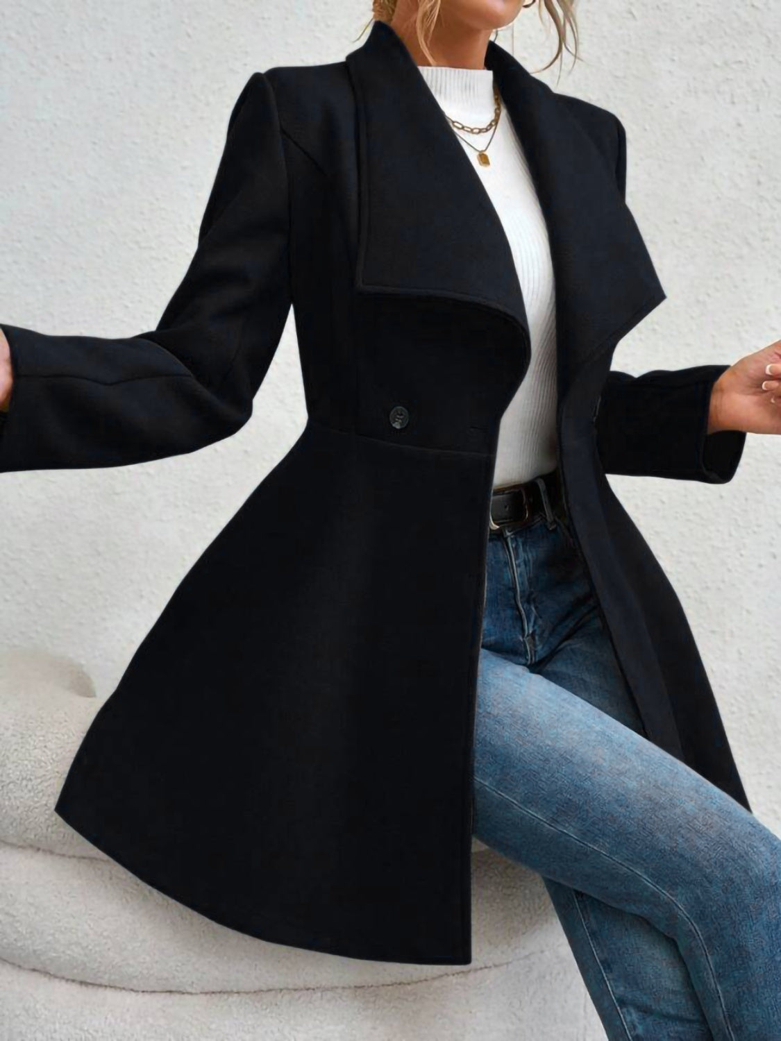 LIZAKOSHT  -  Collared Neck Button Up Long Sleeve Coat