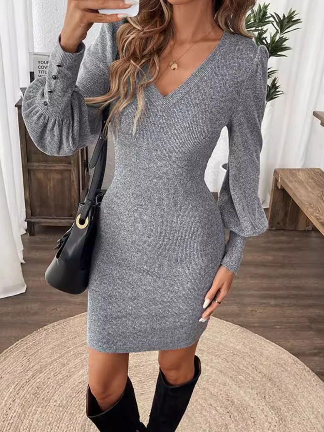 LIZAKOSHT  -  V-Neck Lantern Sleeve Dress