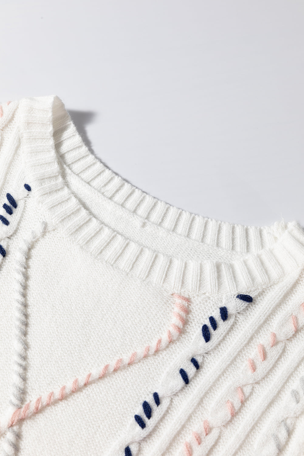 LIZAKOSHT  -  Cable Knit Round Neck Half Sleeve Sweater