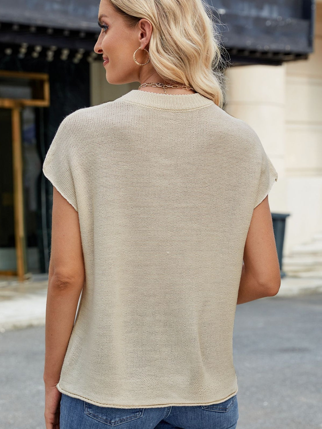 LIZAKOSHT  -  Exposed Seam Round Neck Short Sleeve Sweater