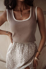 LIZAKOSHT  -  Contrast Edge Scoop Neck Wide Strap Knit Tank