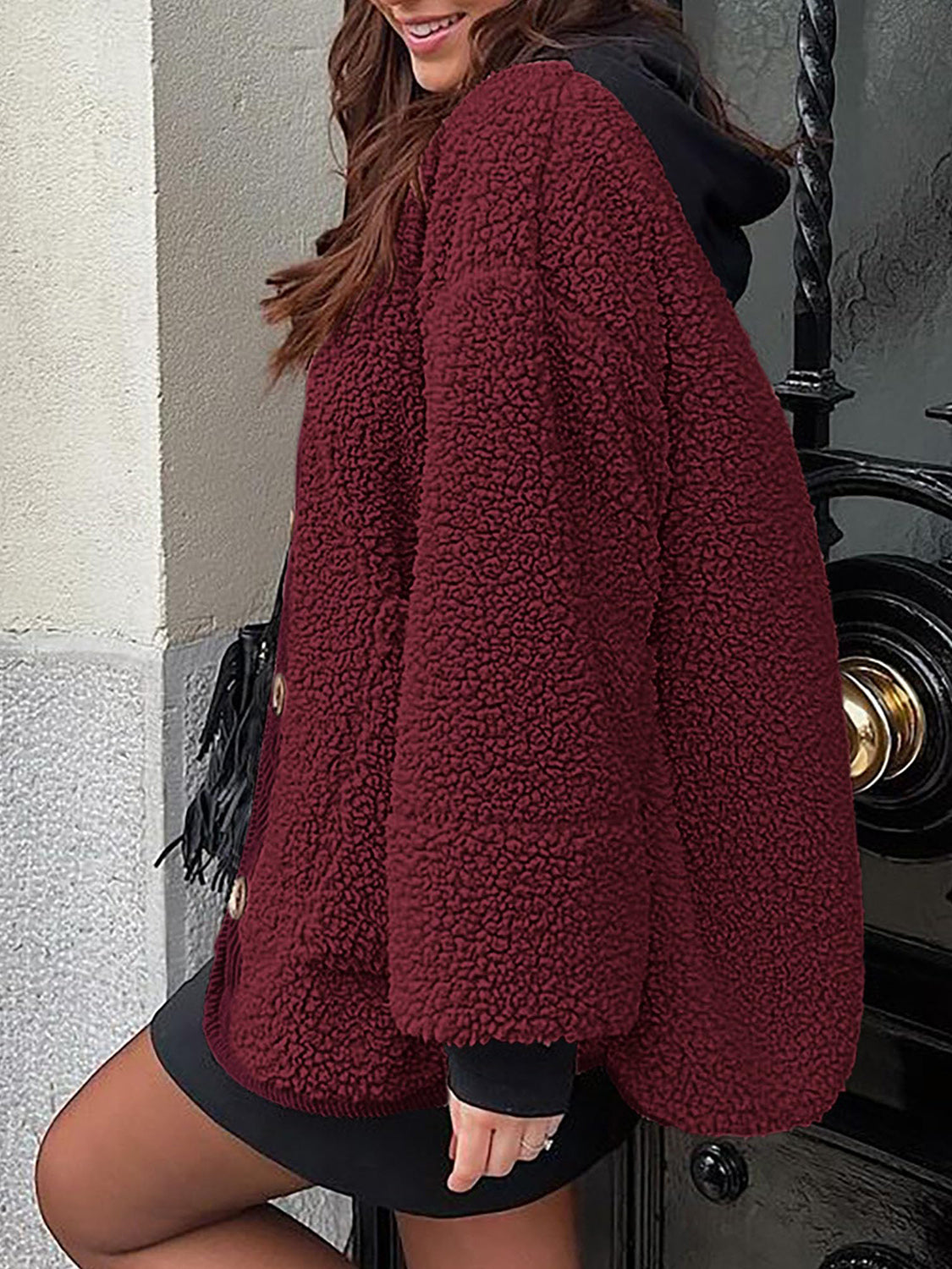 LIZAKOSHT  -  Contrast Button Up Sherpa Jacket with Pockets