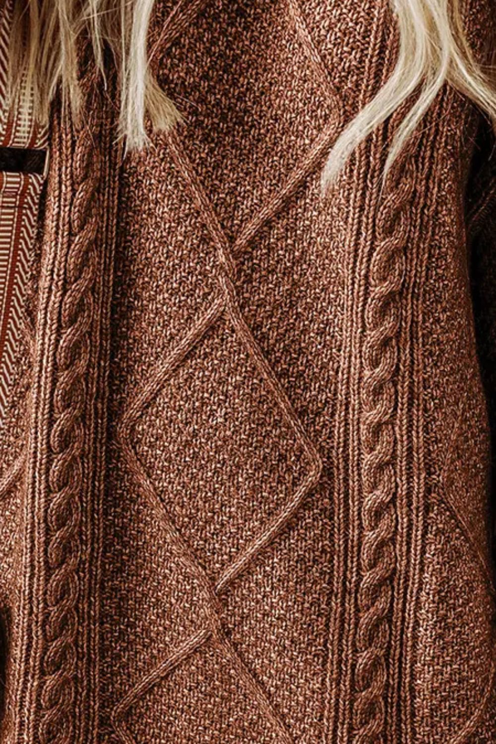 LIZAKOSHT  -  Cable-Knit Round Neck Sweater Dress
