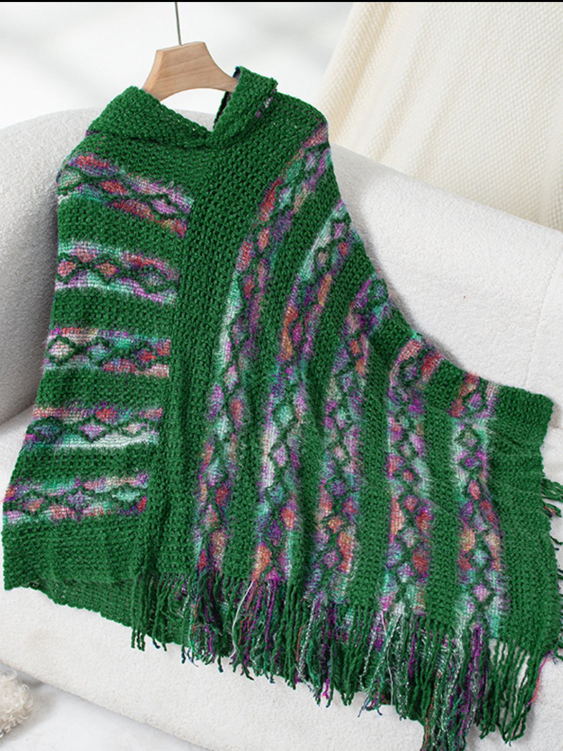 LIZAKOSHT  -  Fringe Contrast Hooded Poncho