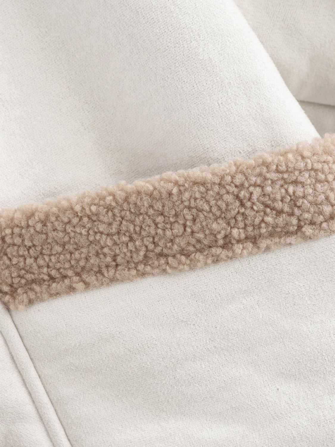 LIZAKOSHT  -  Collared Neck Long Sleeve Jacket