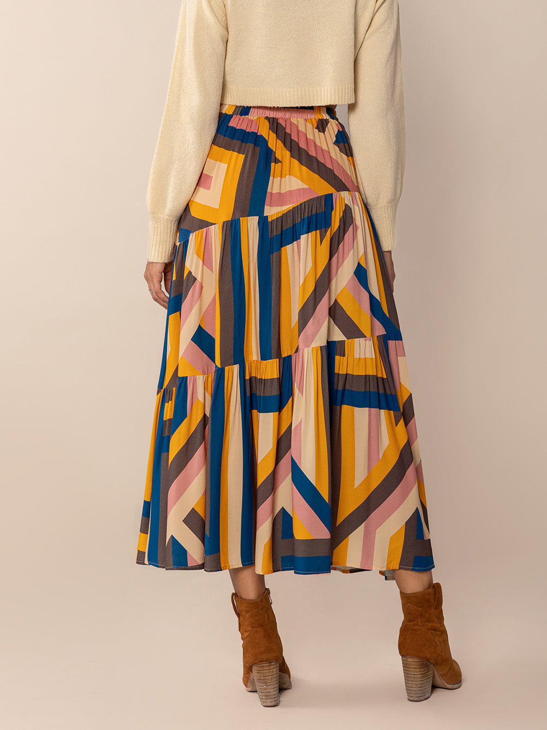 LIZAKOSHT  -  Ruched Elastic Waist Contrast Midi Skirt