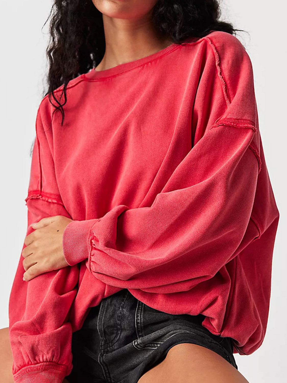 LIZAKOSHT  -  Exposed Seam Round Neck Long Sleeve Sweatshirt