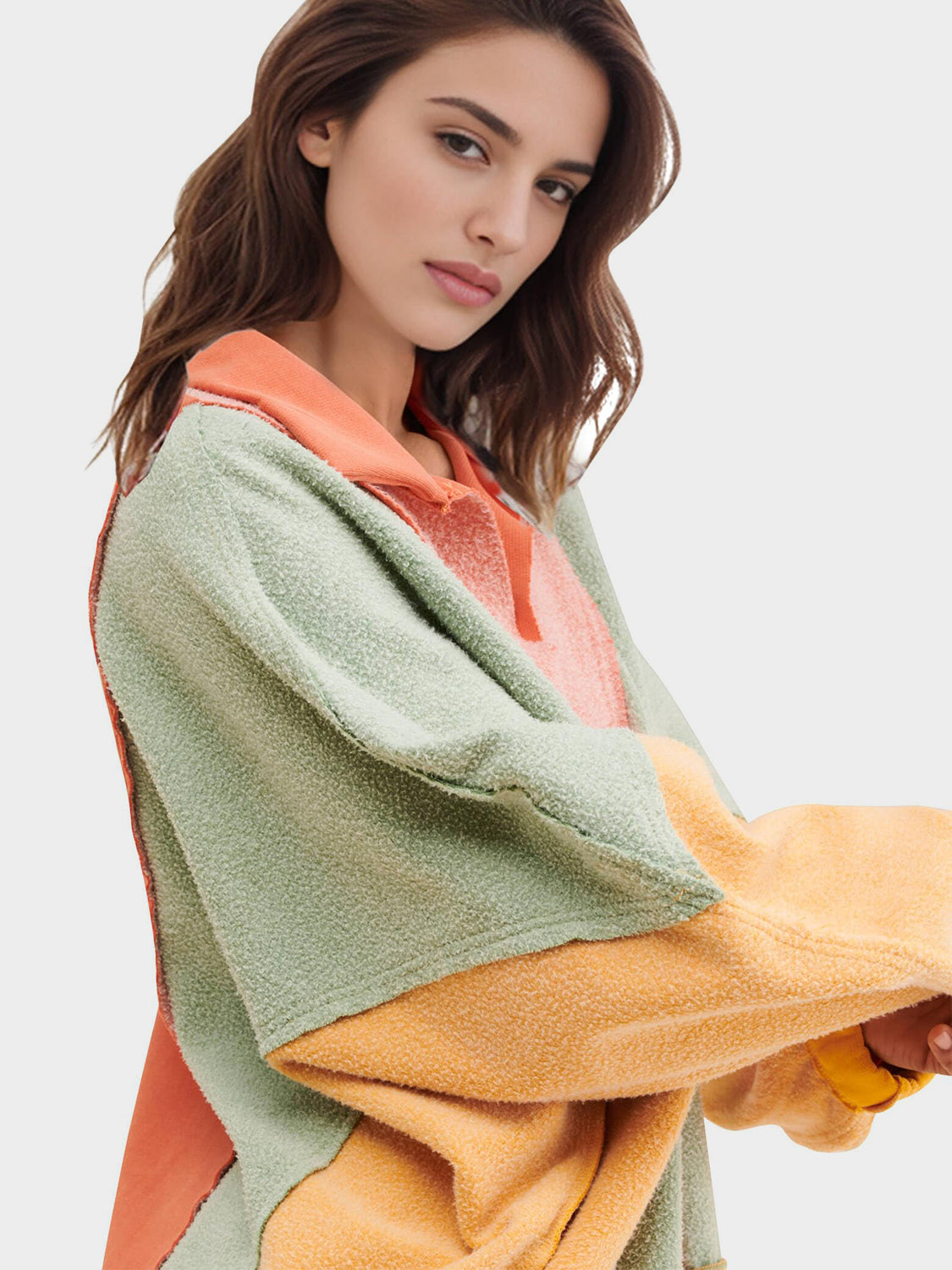 LIZAKOSHT  -  High-Low Exposed Seam Contrast Long Sleeve Sweatshirt