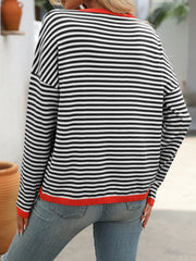 LIZAKOSHT  -  Striped Round Neck Long Sleeve Sweater