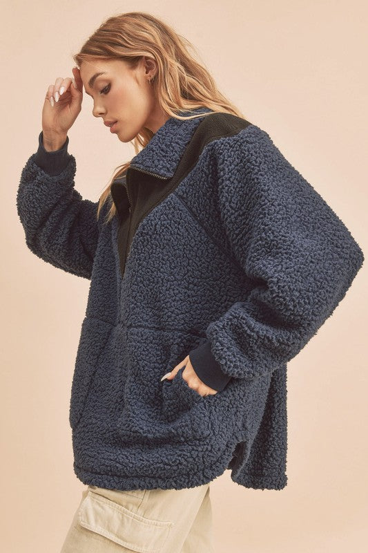 LIZAKOSHT  -  Two Tone Half Zip Fleece Sweatshirt