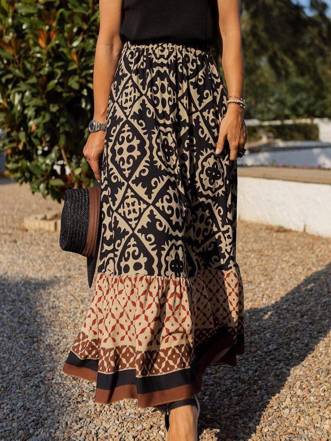 LIZAKOSHT  -  Geometric Elastic Waist Maxi Skirt