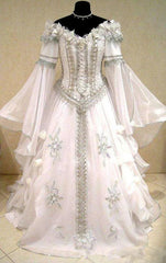 LIZAKOSHT  -  Medieval Wedding Dresses Witch Celtic Tudor Renaissance Costume Victorian Gothic Holloween Lace-up Corset Wedding Gown Plus Size
