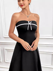 LIZAKOSHT  -  Stylish Impression Strapless Ruffled Skater Dress