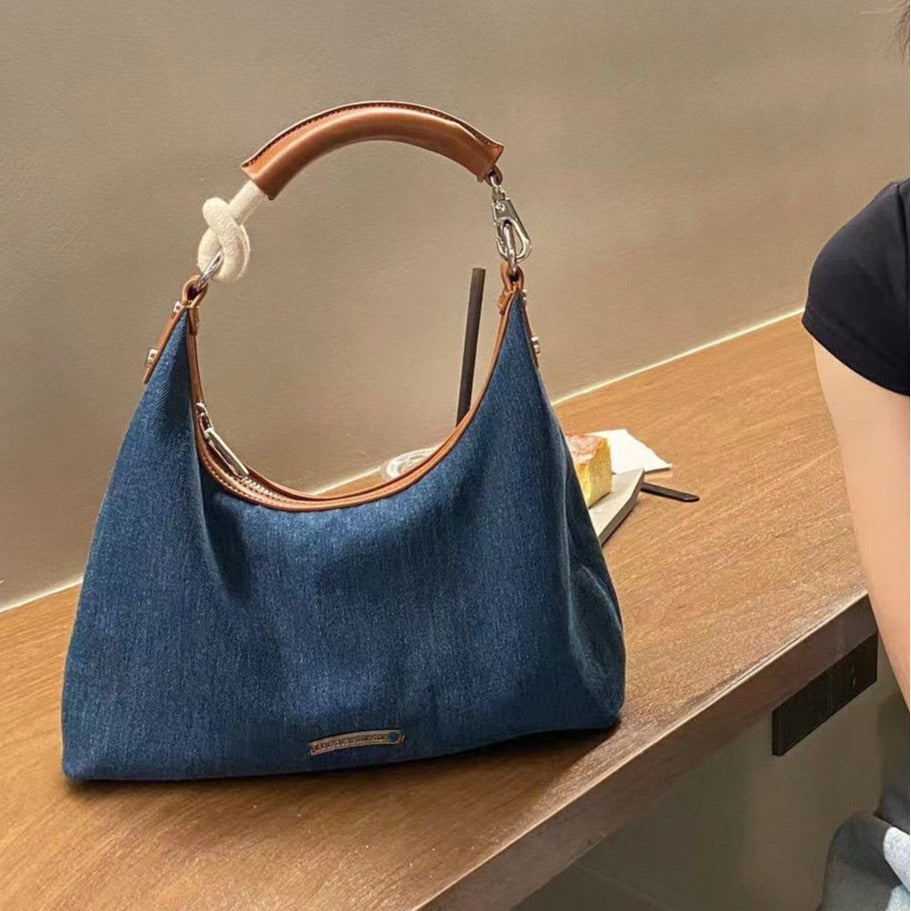 2024 New Large Capacity Tote Hong Kong Style Retro High-Grade Underarm Bag Fashion Trendy Shoulder Commuter Bag for Women