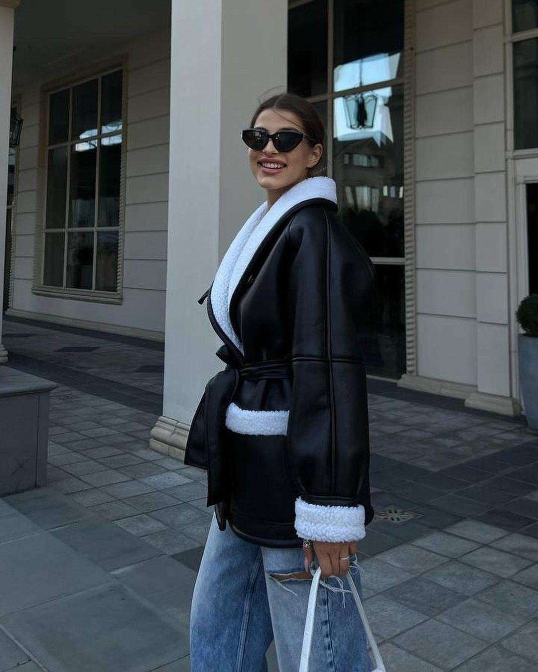 fall 2024 fashion trends Autumn and Winter New Fashion Elegant Fur Integrated Korean Style Long Sleeve Stitching Coat for Women