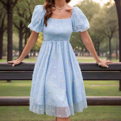 LIZAKOSHT  -  Women's Floral Embroidery Puff Sleeve Dress, Romantic Square Neck Shirred A Line Dress, Ladies Summer Clothes for Beach Vacation Holiday Wedding Guest