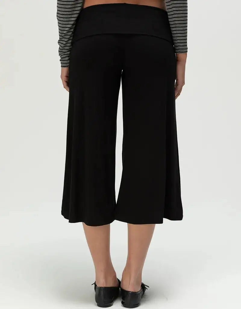 LIZAKOSHT  -  Loose Stretchy Fold Over Capri Pants for Women Low Rise Wide Leg Yoga Capris Summer Cute Going Out Cropped Pants Streetwear