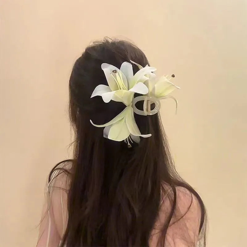 LIZAKOSHT  -  New Sweet Fairy Lily Flowers Hair Claw Beautiful Spring Large Crab Hair Clips Headdress for Woman Girls Beach Hair Accessories