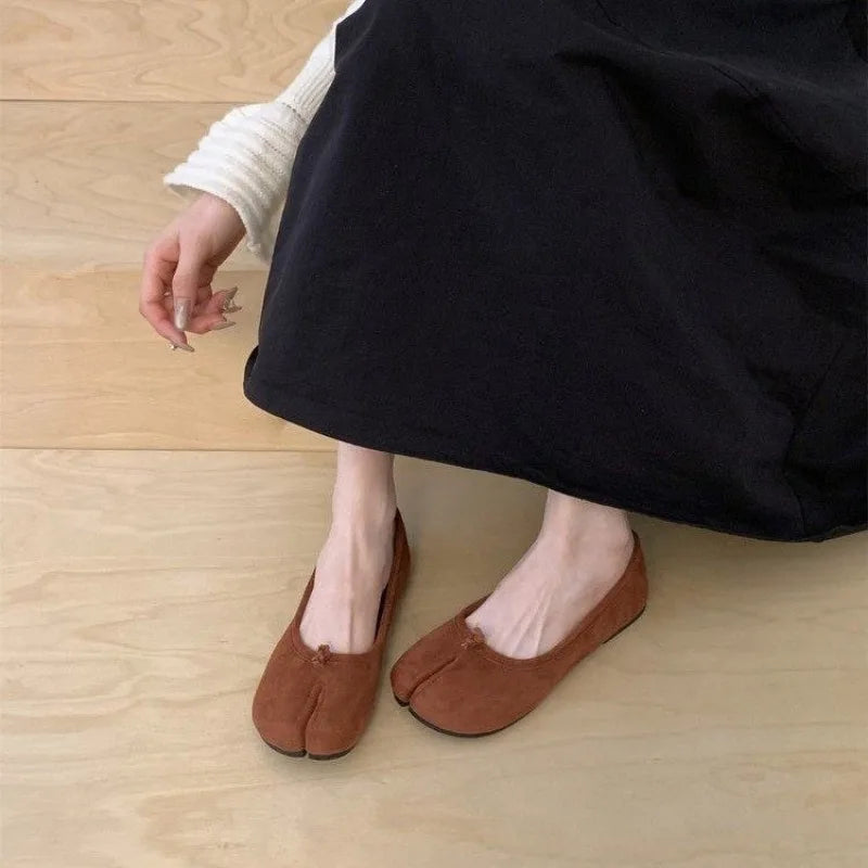 LIZAKOSHT  -  Women's Shoes Spring Split Toe Ballet Flats Fashion Causal Slip On Loafer Ladies Pleated Leather Espadrilles Zapatillas Mujer