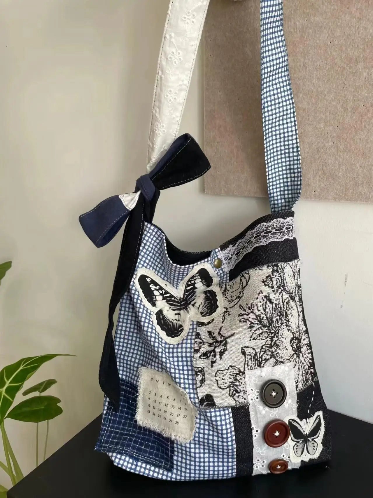 LIZAKOSHT  -  New Niche Design Butterfly Plaid Splicing Bucket Cloth Bags Causal Versatile Single Shoulder Crossbody Bag