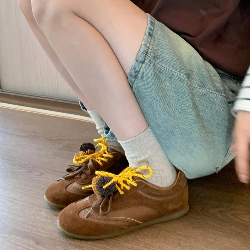 LIZAKOSHT  -  Autumn New Designer Women's Stylish Versatile Sneakers Trend Casual Board Shoes Comfortable Soft Soled Ladies Sneakers