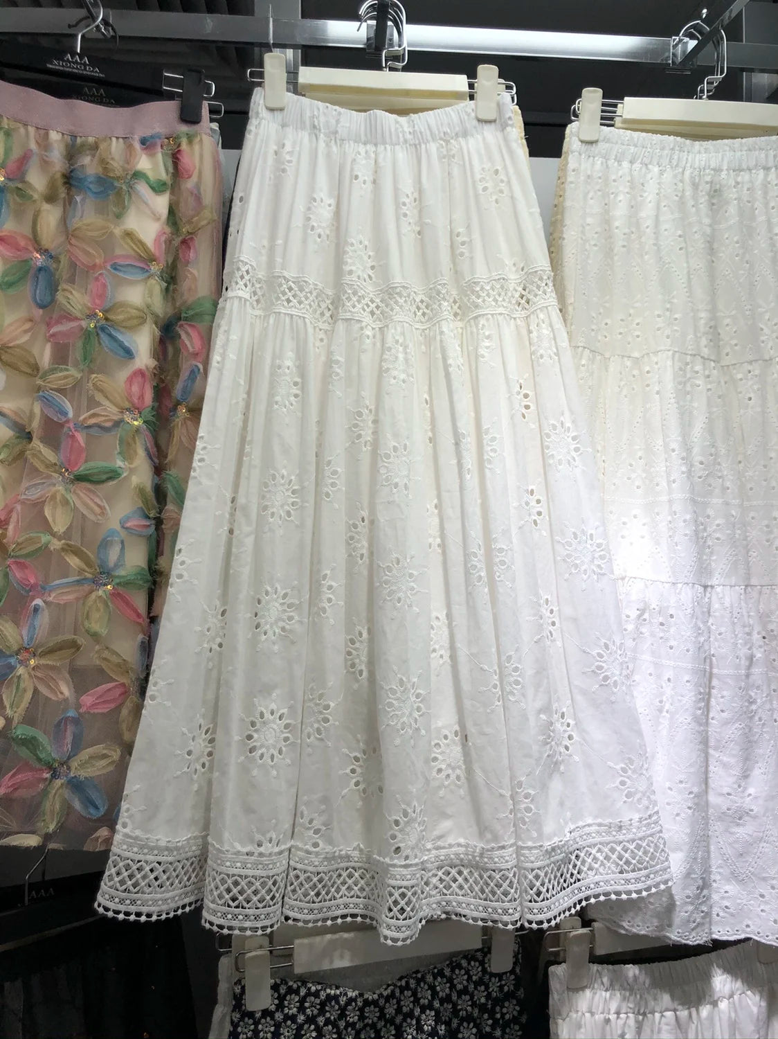 LIZAKOSHT  -  Exquisite hollow embroidery flower A skirt women's white romantic French swing holiday skirt