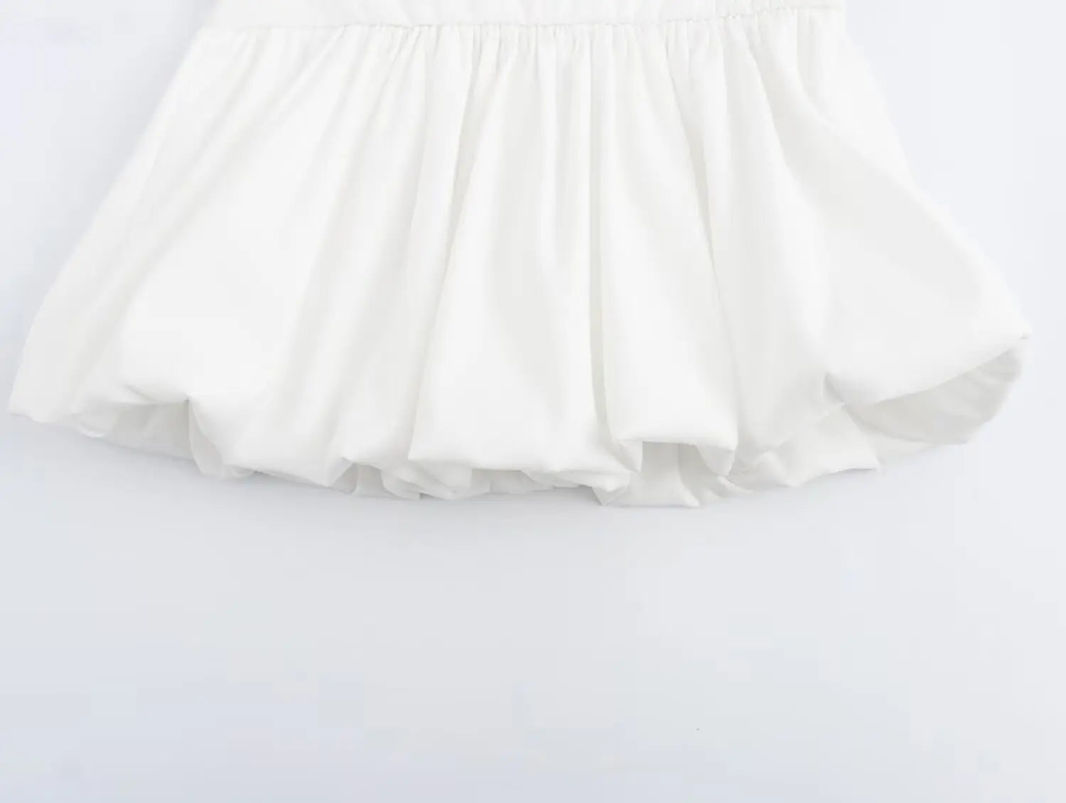 LIZAKOSHT  -  Women White Flower Bud Shorts Skirts New Fashion Street Solid Color Simple Lantern Mini Slim-fit Skirts for Women Clothing