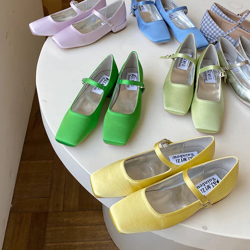 LIZAKOSHT  -  Shallow Mouth Shoes Woman Casual Female Sneakers Round Toe Flats New Retro Summer Dress Canvas Spring Lace-Up Leisure Slip