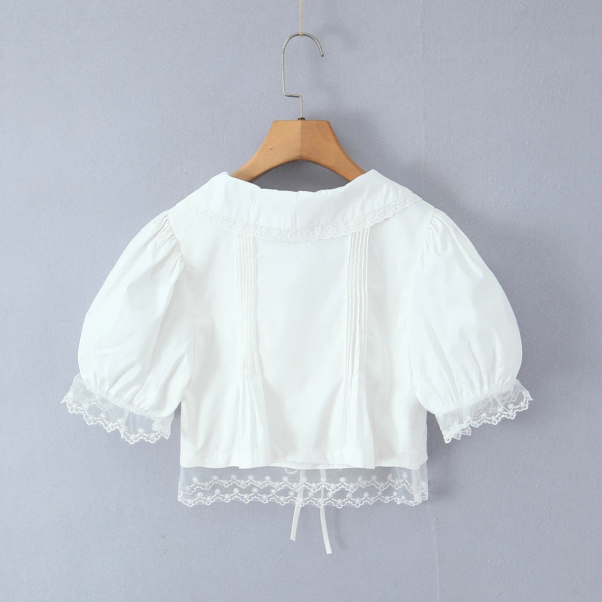 LIZAKOSHT  -  Stylish White Spliced Lace Short Puff Sleeve Shirt Women Peter Pan Collar Bow Hem Loose Crop Tops