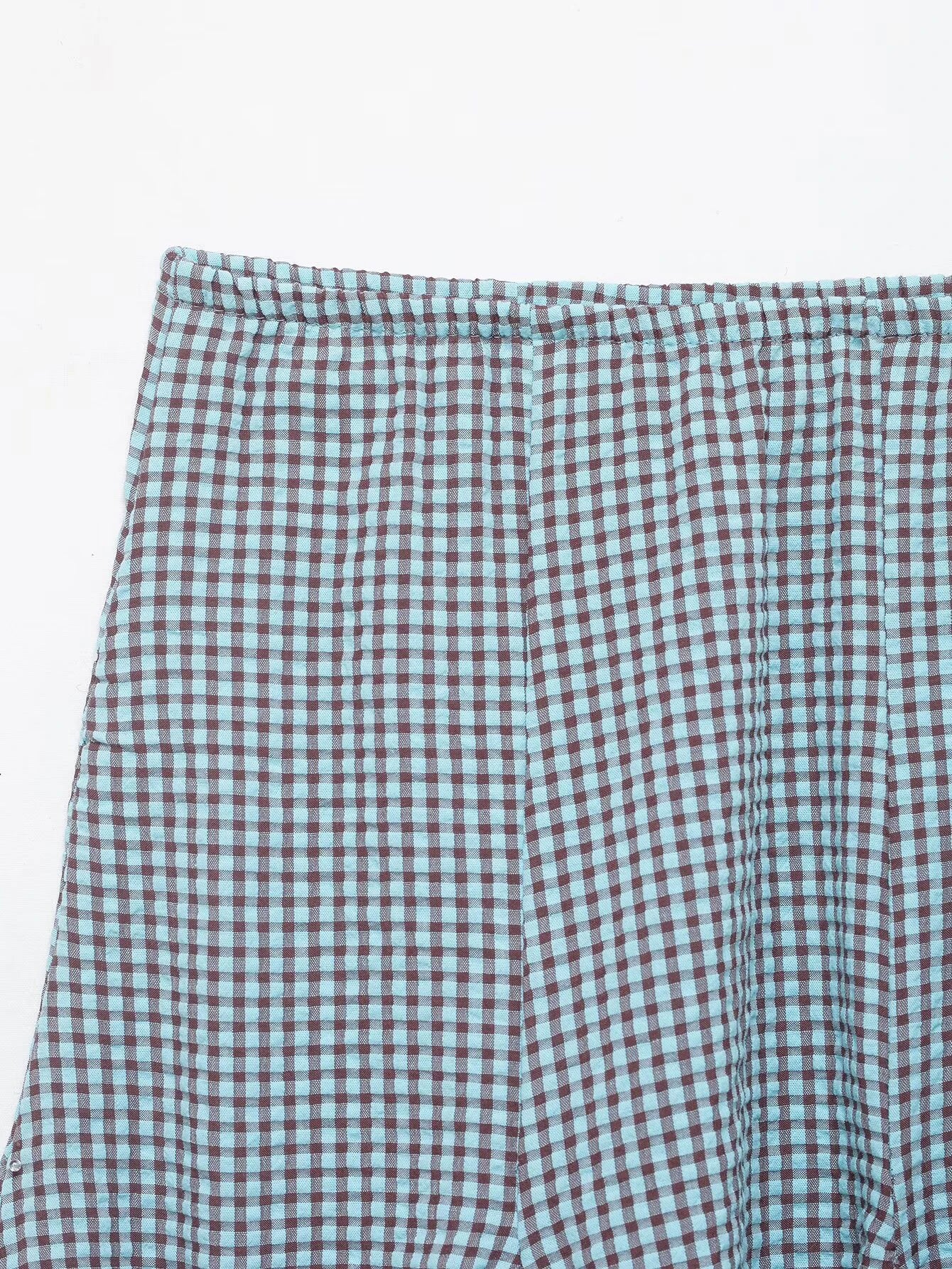 LIZAKOSHT  -  New women's clothing with sweet and western-style style, showing a slim and small plaid wave style wide swing skirt