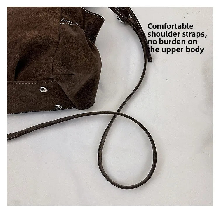 LIZAKOSHT  -  Simple Fashion Suede Crossbody Bag Women Large Capacity Shoulder Bag for Work Comfortable and Versatile Texture Commuting Bag