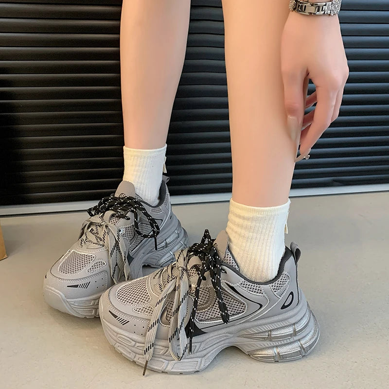 LIZAKOSHT  -  Fashion Thick Platform Shoes Women Sneakers Cross Lace-Up Casual Shoes Flats Tenis Feminino Comfortable Women Sneakers