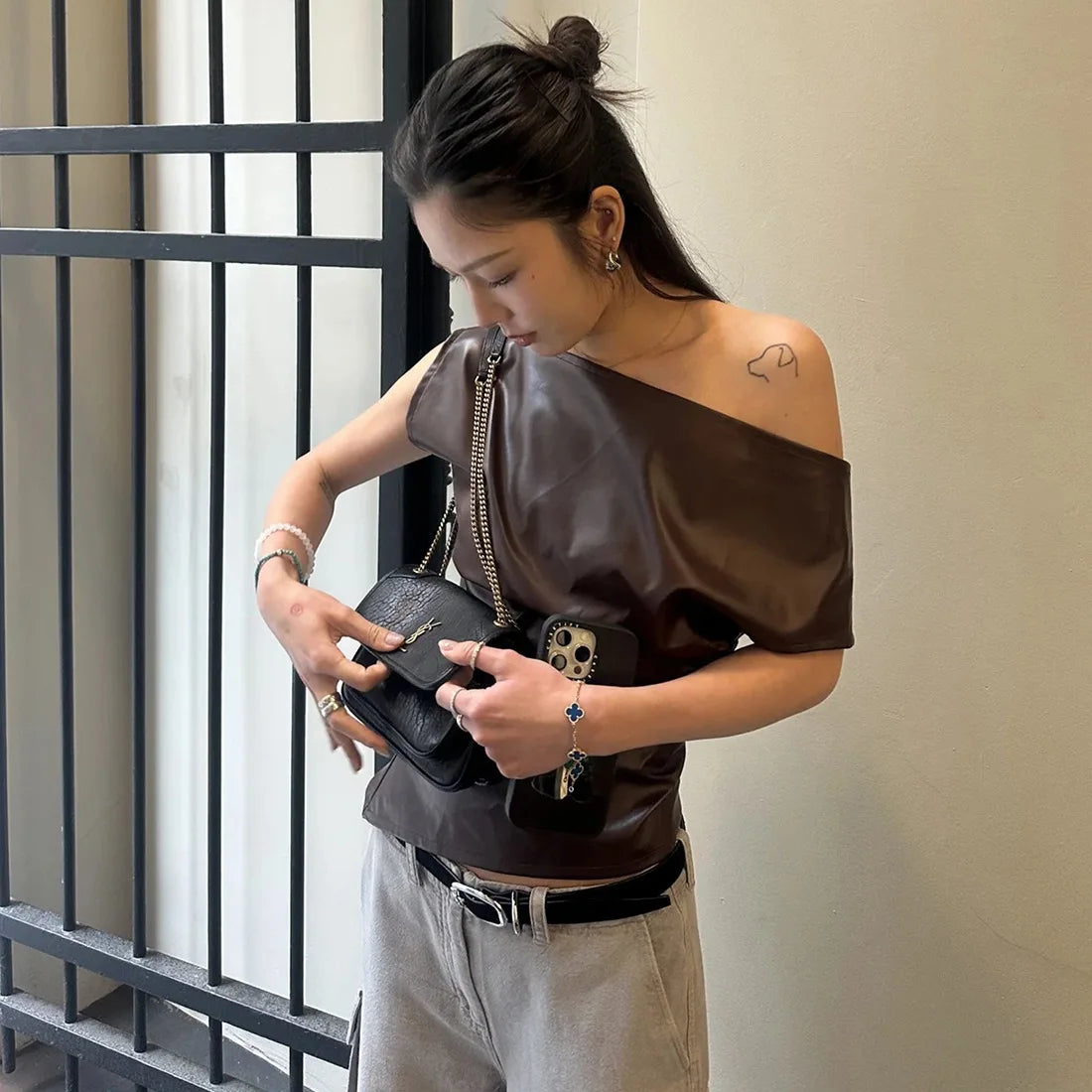 LIZAKOSHT  -  The 2025 Summer New Women's Irregular Leather Top Y2k High-quality and Fashionable High Street Pleated Cinched Waist Casual Vest