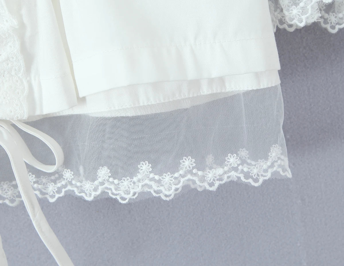 LIZAKOSHT  -  Stylish White Spliced Lace Short Puff Sleeve Shirt Women Peter Pan Collar Bow Hem Loose Crop Tops