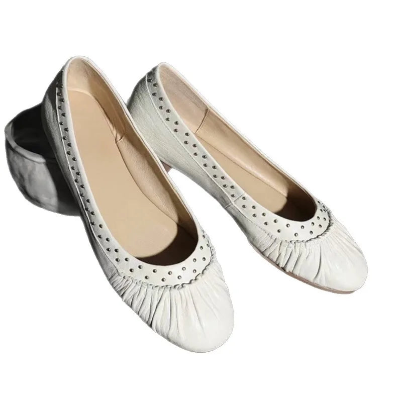 LIZAKOSHT  -   High Quality Women Ruched Rivet Ballet Flats Round Toe Soft Leather Slip on Daily French Casual Flat Shoes Zapatos De Mujer
