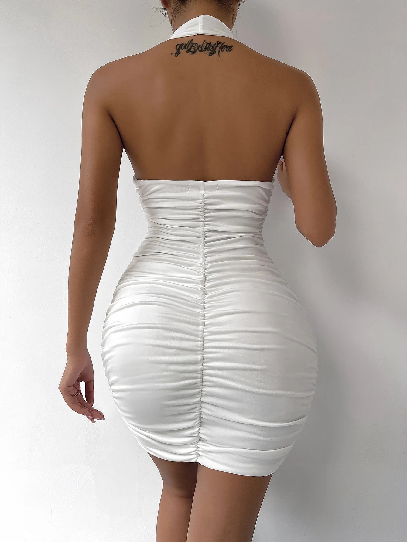 LIZAKOSHT  -  Women's V-neck Halter Neck Backless and Shoulder-free Sexy Simple Pleated Dress
