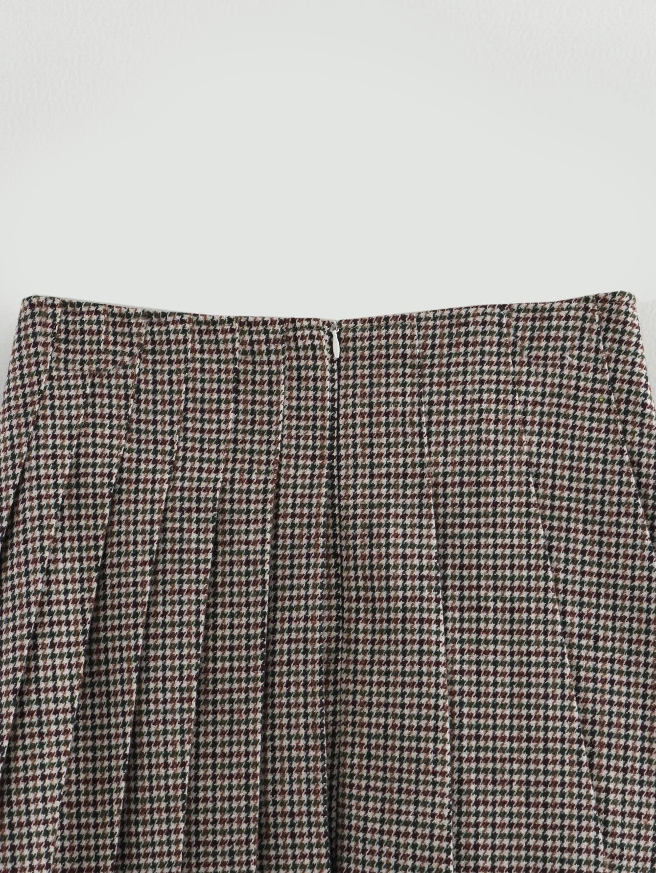 LIZAKOSHT  -  Chic Houndstooth Skirts for Women 2025 Spring Female Slim A-Line Mini Skirt Lady Elegant Short Pleated Skirt with Buckle