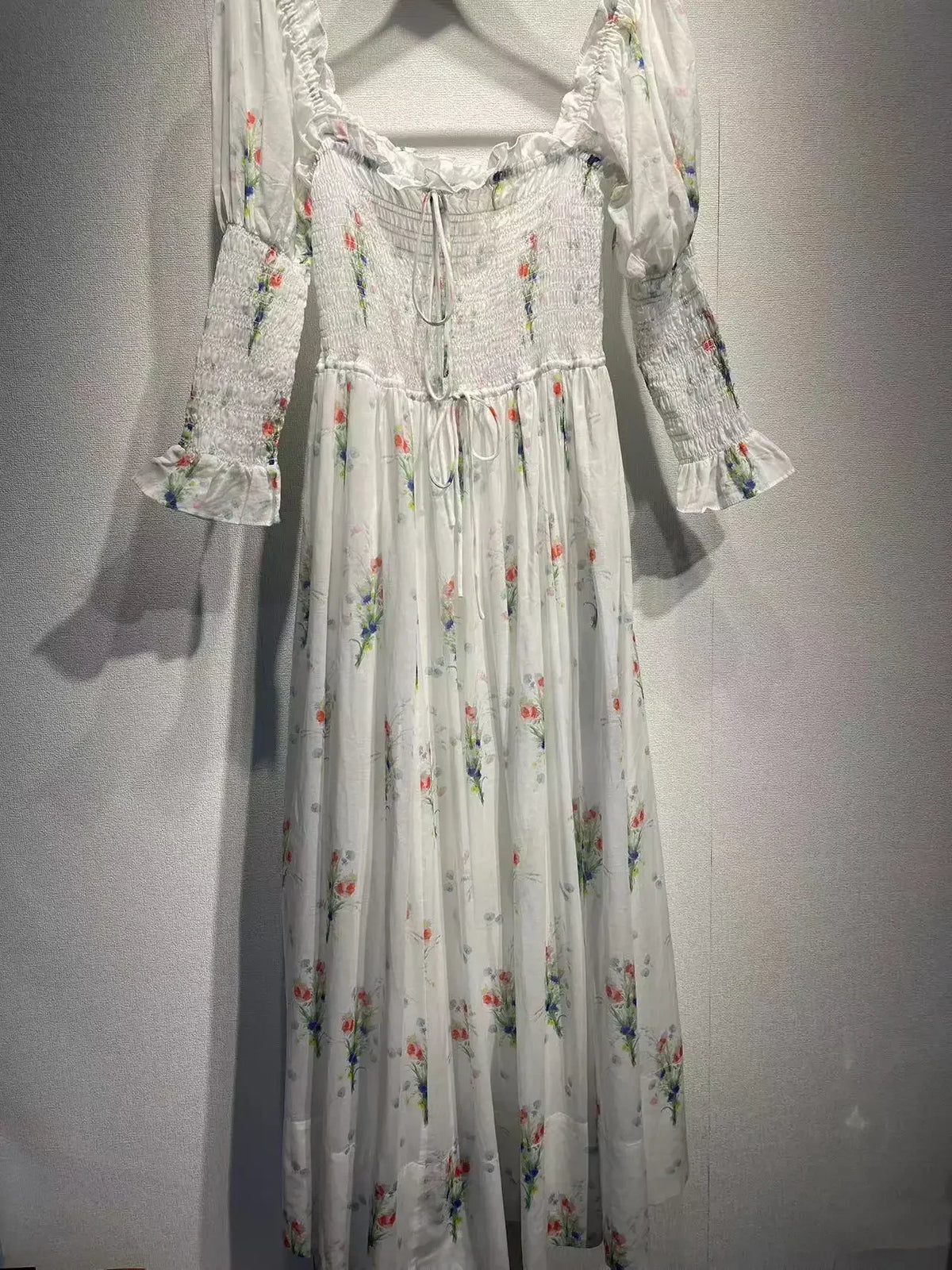 LIZAKOSHT  -  Spring and Summer Pleated Square Neck Puff Sleeve Floral Print Long Dress for Women