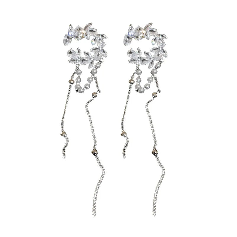 Lizakosht Korea Fashion Zirconia Moon C-shaped Pearl Tassel Clips Earrings For Women Luxury Ear Cuff Pendientes Party Jewelry