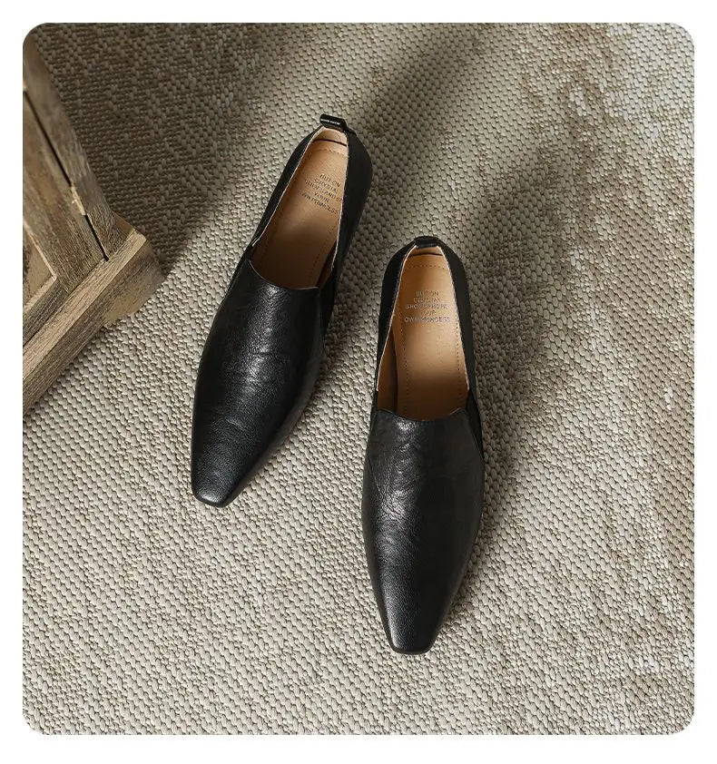 LIZAKOSHT  -  Lady's French Retro Temperament Low-heeled Shoes Women's Spring New Leather Pointed High Heels Small Leather Shoes Large Size 43