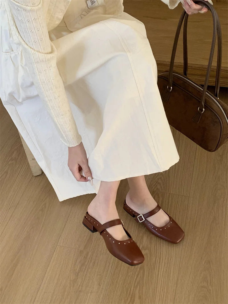 LIZAKOSHT  -  British Style Mule Slippers Women Flat Heel Shoes Brand Rivet Slide Casual Loafer Casual Flip Flops Female Outdoor Slipper Muje
