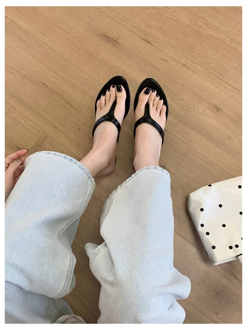 LIZAKOSHT  -  Fashion Clip Toe Toe Flip Flops Flat Wedge Heel Slippers Women Casual Narrow Band Slides Brand Sandal Beach Flip Flops Sandalias