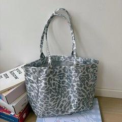 LIZAKOSHT  -  Silver Leopard Print Canvas Leisure Tote Bag Large Capacity Commuter Shoulder Bag Fashion Simple and Lightweight Storage Bags
